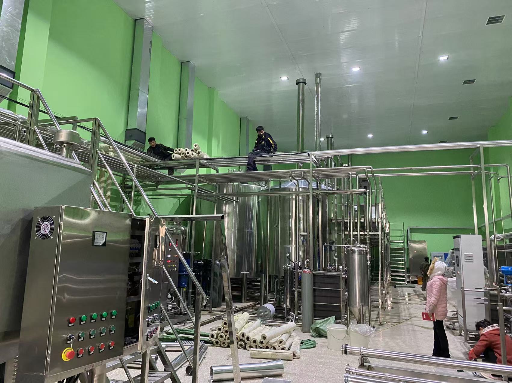 端州精酿啤酒设备厂—精酿啤酒设备制造：传承工艺与创新科技的交融
